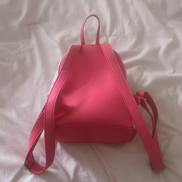 Hello kitty mini backpack!!! - Picture 2 of 3